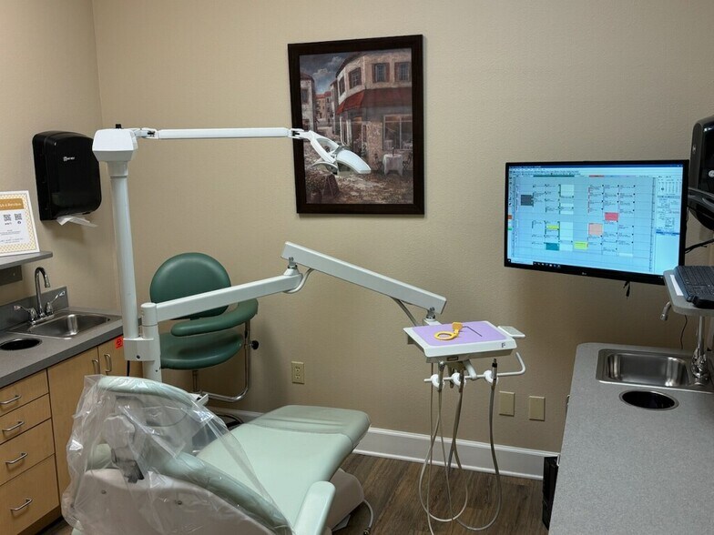 More Photos Of 570 Rinehart Rd, Lake Mary Office For Sale