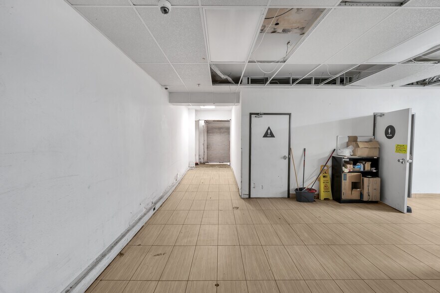 More Photos Of 6315-6323 Pacific Blvd, Huntington Park Storefront For Sale