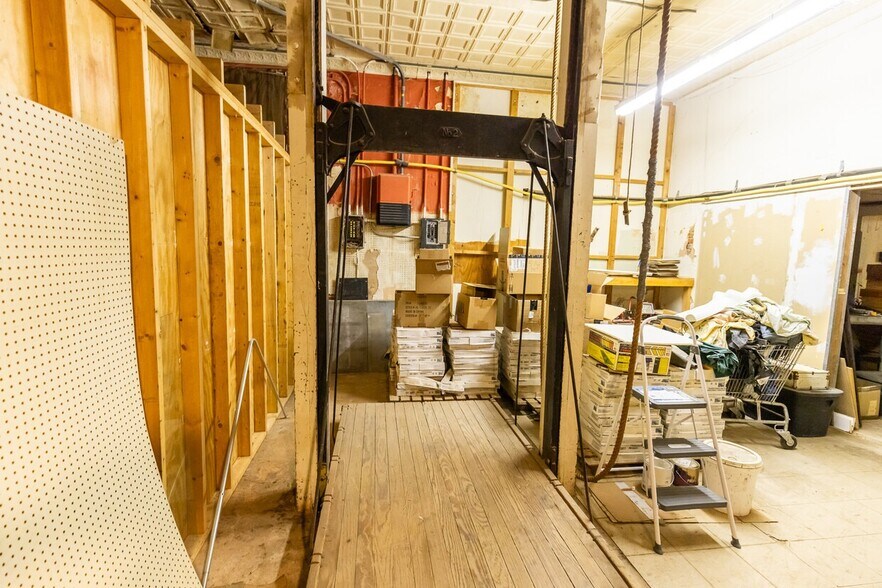 More Photos Of 1242 Commercial Ave, Anson General Retail For Sale