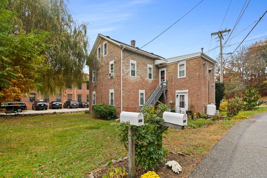 More Photos Of 215 Shady Lea Rd, North Kingstown Warehouse For Sale