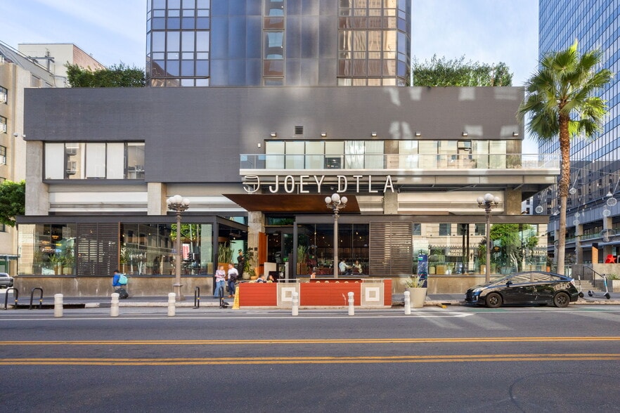 More Photos Of 655 S Hope St, Los Angeles Apartments For Lease