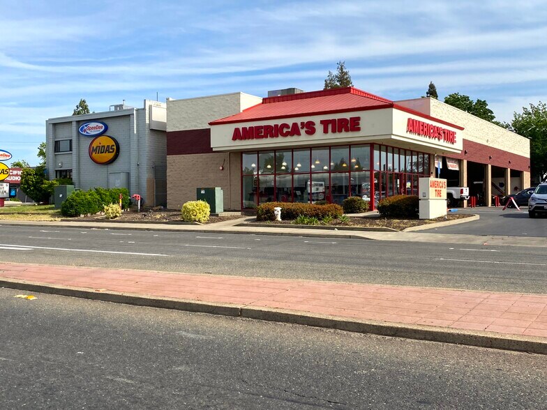 More Photos Of 2260 Arden Way, Sacramento Auto Repair For Sale