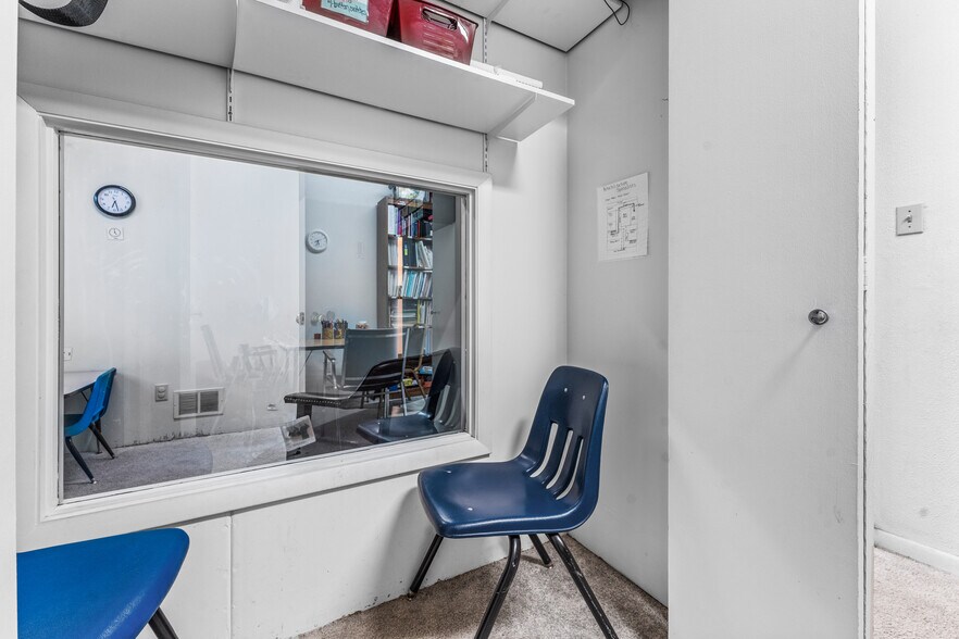 More Photos Of 35 N Balph Ave, Pittsburgh Medical For Sale