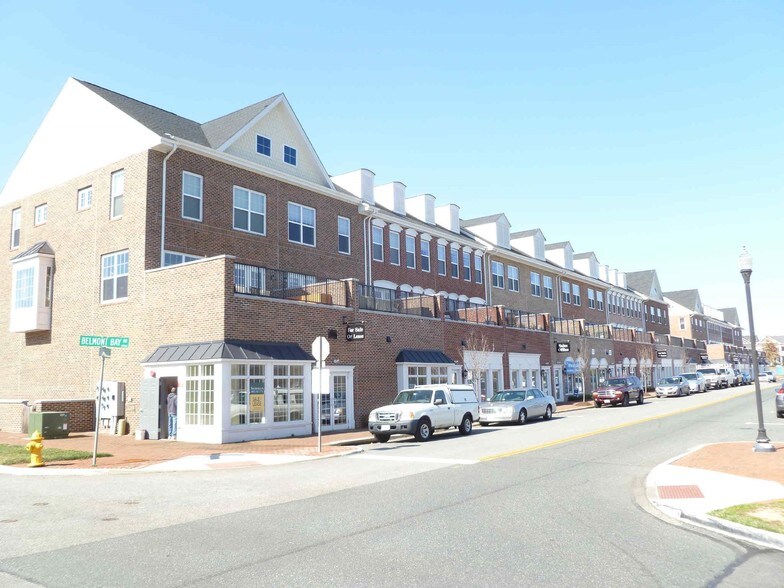 More Photos Of 551-625 Harbor Side St, Woodbridge Storefront Retail Office For Lease