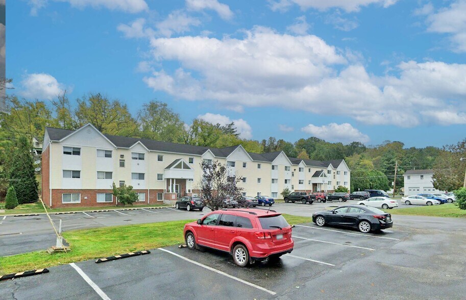 More Photos Of 150 N Main St, Mansfield Apartments For Sale