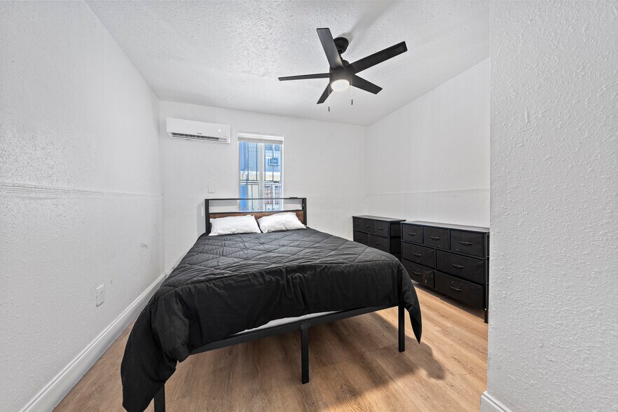 More Photos Of 1829 NW 2nd Ct, Miami Multifamily For Sale