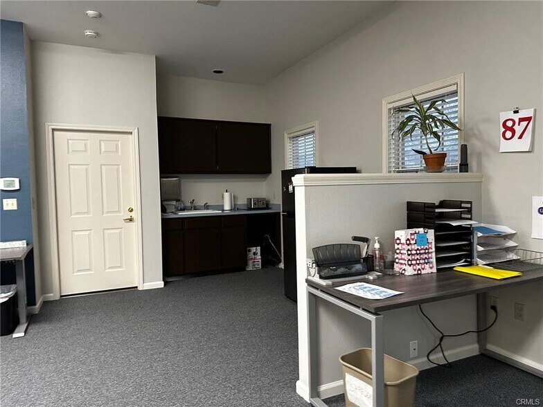 More Photos Of 55 Declaration Dr, Chico Office For Sale