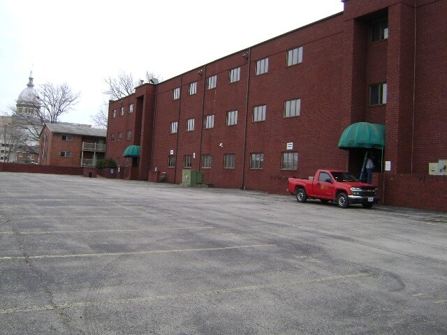 More Photos Of 509-511 W Capitol Ave, Springfield Office For Sale