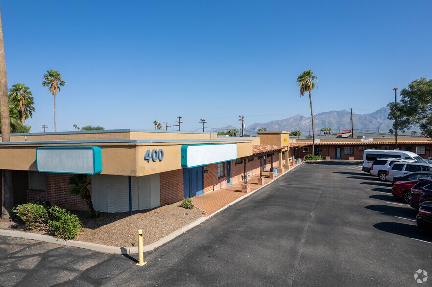 More Photos Of 1011 N Craycroft Rd, Tucson Medical For Lease