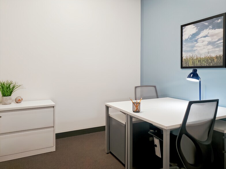 More Photos Of 13894 S Bangerter Pky, Draper Office For Sale