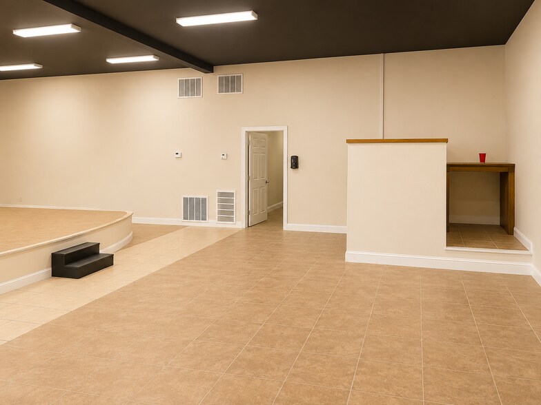 More Photos Of 530 Union Ave, Bakersfield Storefront Retail Office For Sale