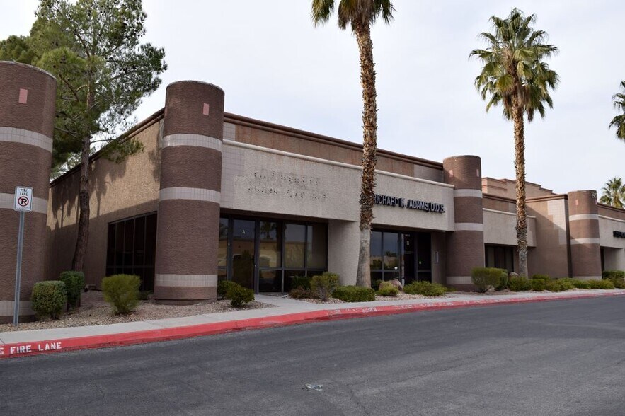 More Photos Of 8064-8084 W Sahara Ave, Las Vegas Office For Lease