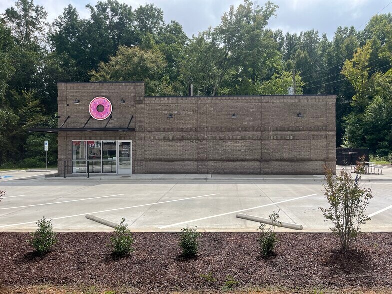 More Photos Of 507 S Bickett Blvd, Louisburg Restaurant For Sale