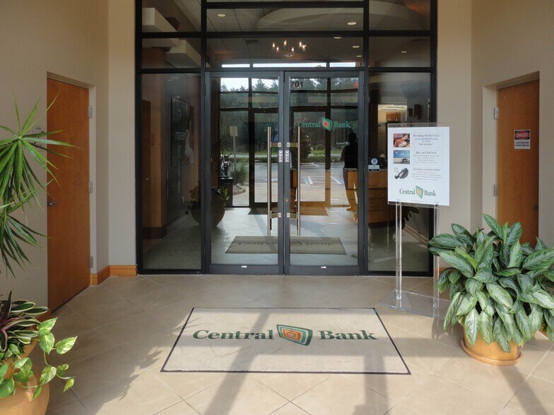 More Photos Of 20701 Bruce B Downs Blvd, Tampa Loft Creative Space For Lease