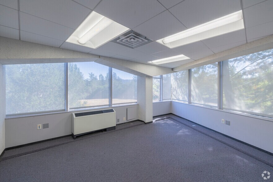 More Photos Of 2301 Napa Vallejo Hwy, Napa Land For Lease