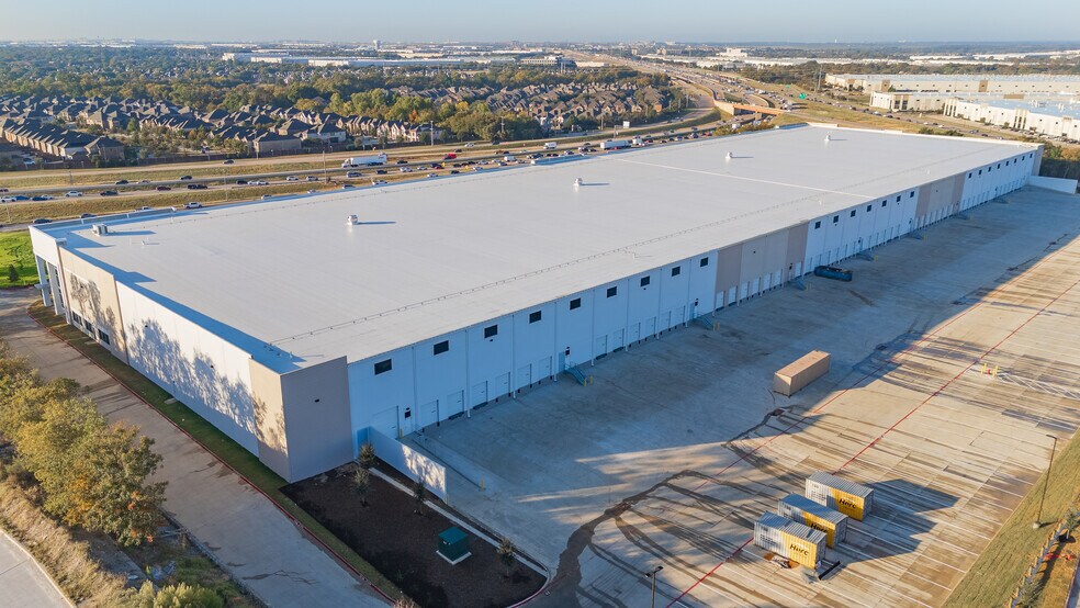 More Photos Of 500 W Vista Ridge Dr, Coppell Unknown For Lease