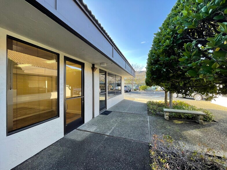 More Photos Of 117-121 Paul Dr, San Rafael Medical For Lease