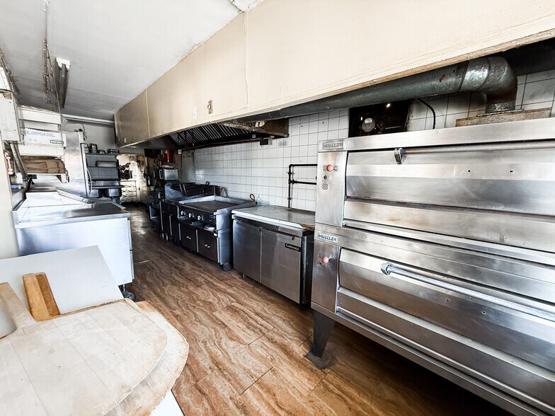 More Photos Of 2 Berlin Rd, Lindenwold General Retail For Sale