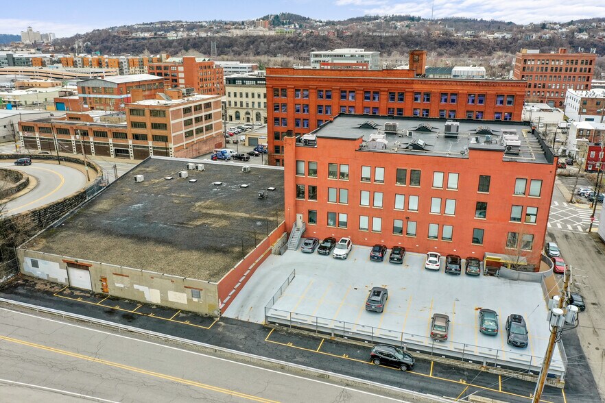 More Photos Of 2828-2840 Liberty Ave, Pittsburgh Office For Lease