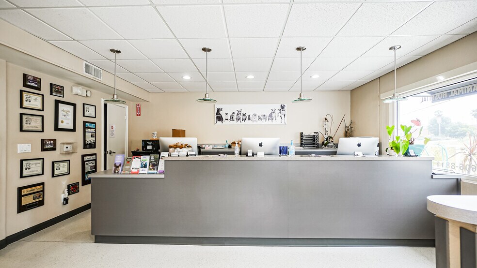 More Photos Of 240 Center St, El Segundo Loft Creative Space For Sale