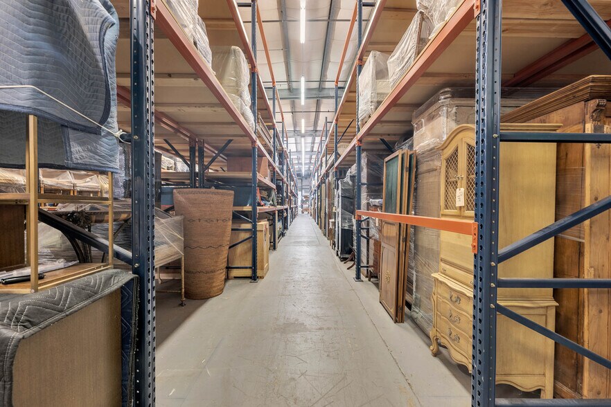 More Photos Of 5201 6th St, Carpinteria Manufacturing For Lease