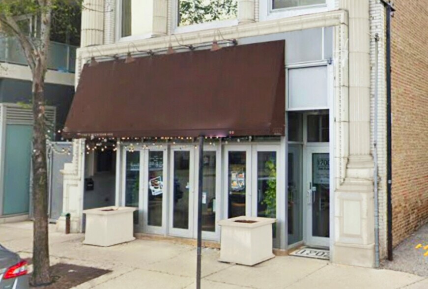 More Photos Of 1700 S Michigan Ave, Chicago Office For Sale