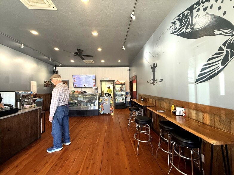 More Photos Of 220 Park St, Gardiner Storefront Retail Office For Sale