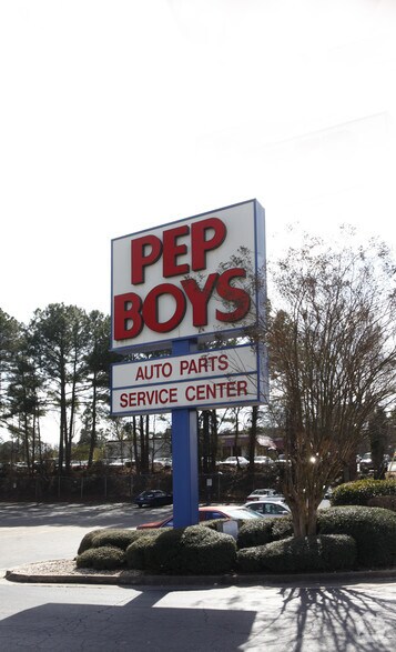 More Photos Of 4105 Buford Hwy NE, Atlanta Auto Repair For Lease