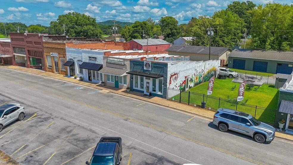 More Photos Of 46 Railroad Ave, Falkville Storefront For Sale