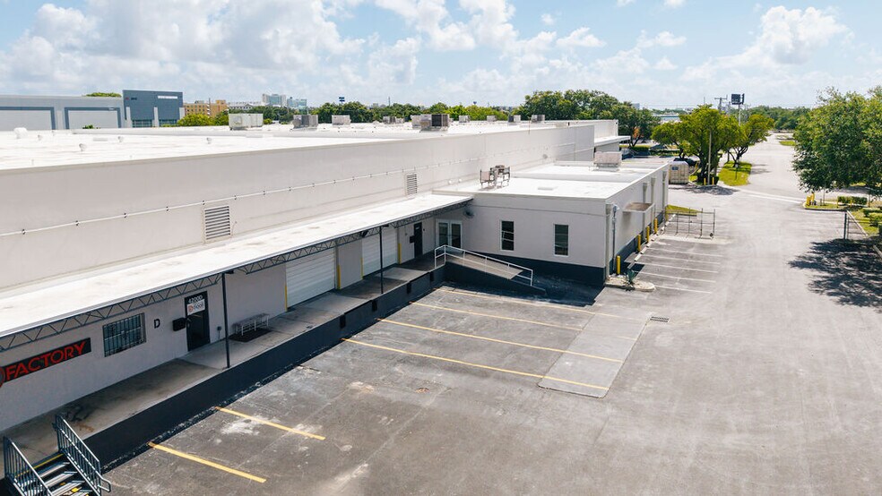 More Photos Of 4200 N 29th Ave, Hollywood Unknown For Lease