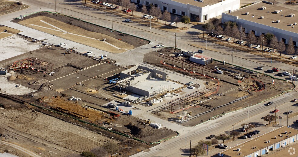 More Photos Of 1910 S Jupiter Rd, Garland Service Station For Lease