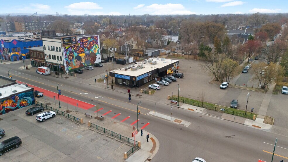 More Photos Of 1401-1405 E Lake St, Minneapolis Freestanding For Sale