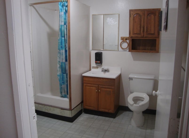 More Photos Of 2519 W Winton Ave, Hayward Warehouse For Sale