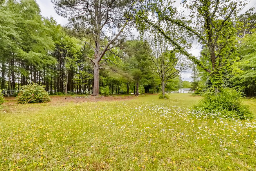 More Photos Of 3920 Hiram Lithia Springs Rd, Powder Springs Land For Sale