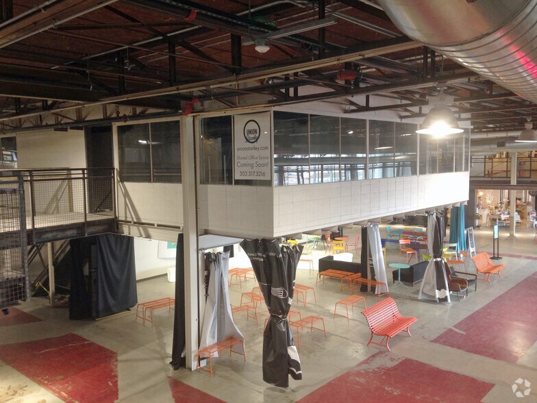 More Photos Of 2501 Dallas St, Aurora General Retail For Lease