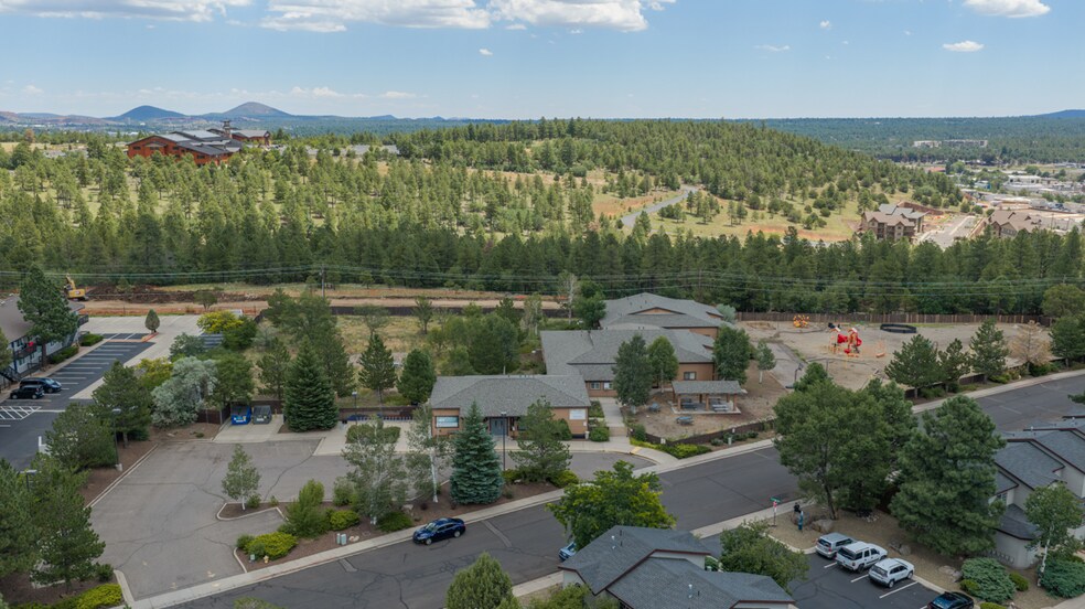 More Photos Of 850 N Locust St, Flagstaff General Retail For Sale