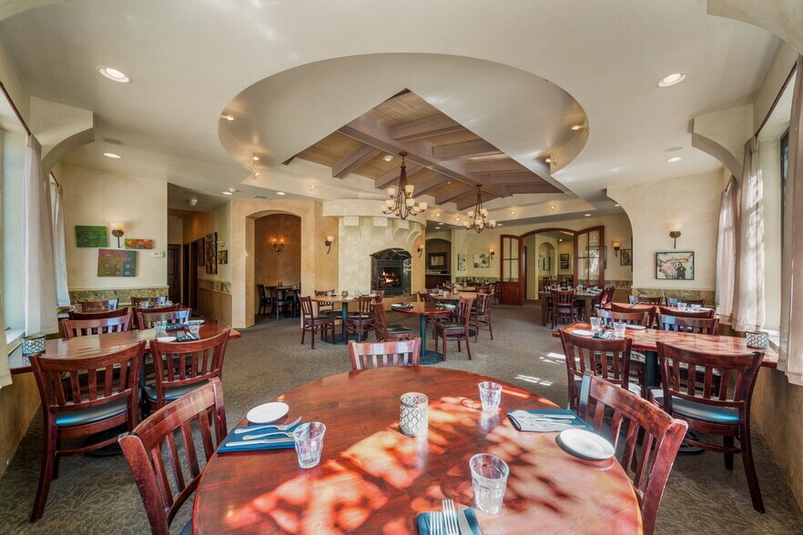 More Photos Of 4 County Road 124, Hesperus Restaurant For Sale
