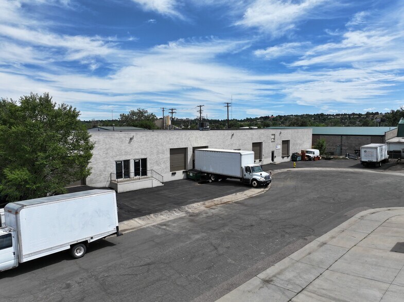 Primary Photo Of 5540-5564 Gray St, Arvada Warehouse For Lease