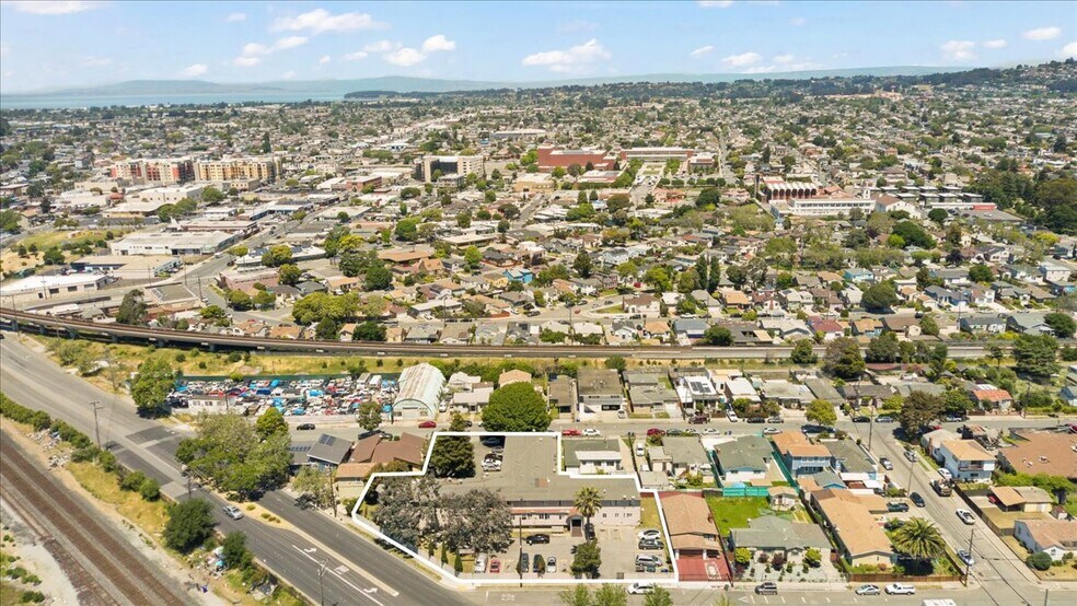 More Photos Of 2520 Ohio Ave, Richmond Apartments For Sale