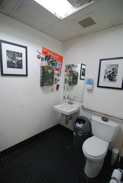 More Photos Of 19 Essex St, New York Storefront Retail Residential For Lease