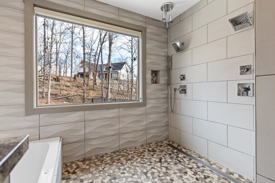 More Photos Of 5735 Archer Ave, Cumming Apartments For Sale