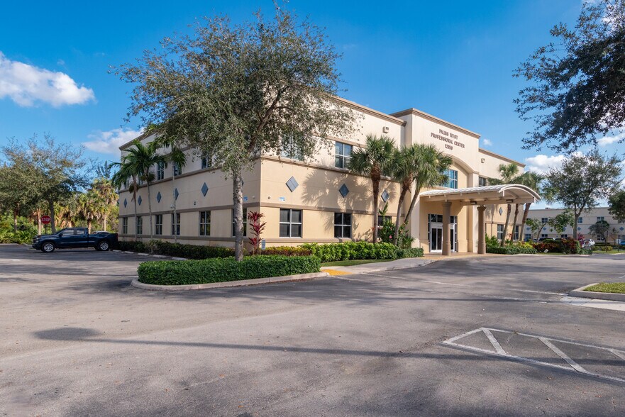 More Photos Of 12959 Palms West Dr, Loxahatchee Medical For Sale