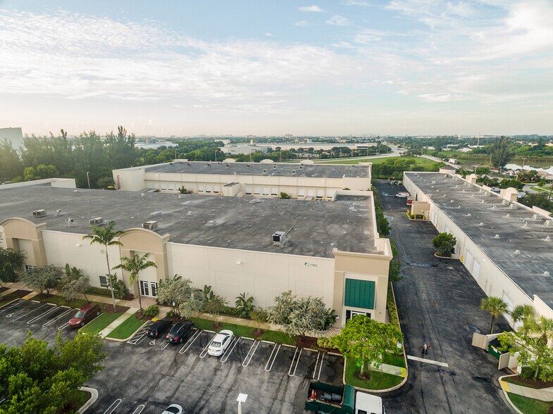 More Photos Of 1780 NW 15th Ave, Pompano Beach Warehouse For Lease