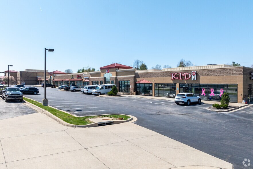 More Photos Of 5542-5600 Hedge Lane Ter, Shawnee Storefront For Sale