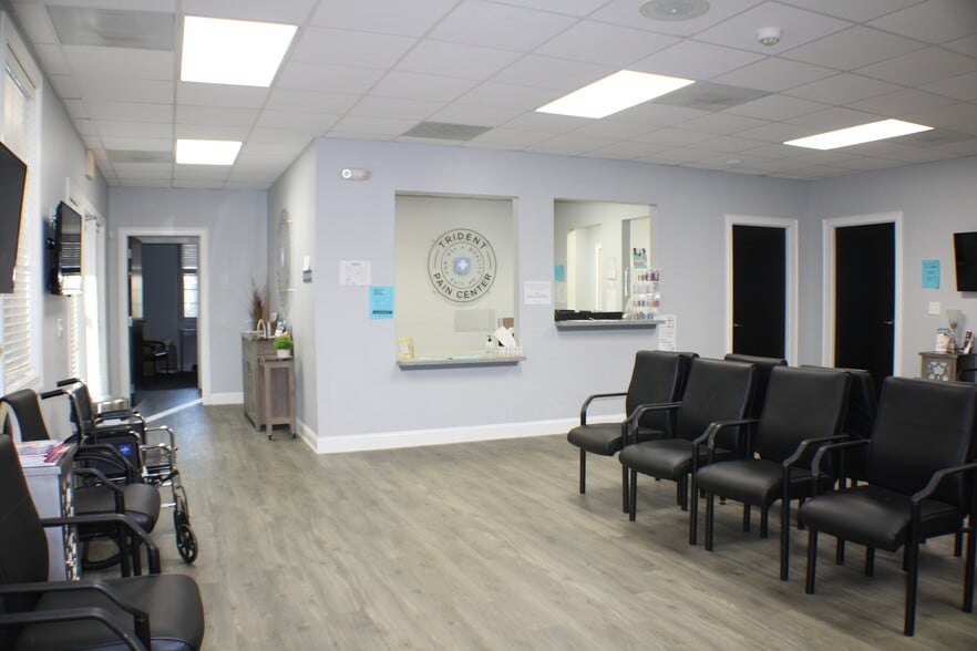 More Photos Of 1930 Charlie Hall Blvd, Charleston Medical For Lease