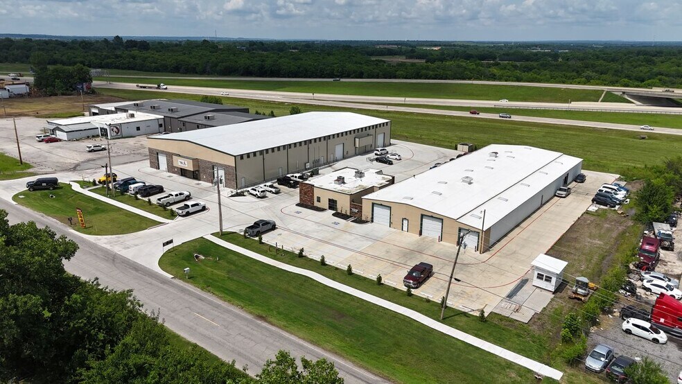 More Photos Of 19901 E Highway 51, Broken Arrow Unknown For Lease