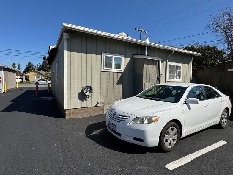 More Photos Of 19465 Meekland Ave, Cherryland Apartments For Sale