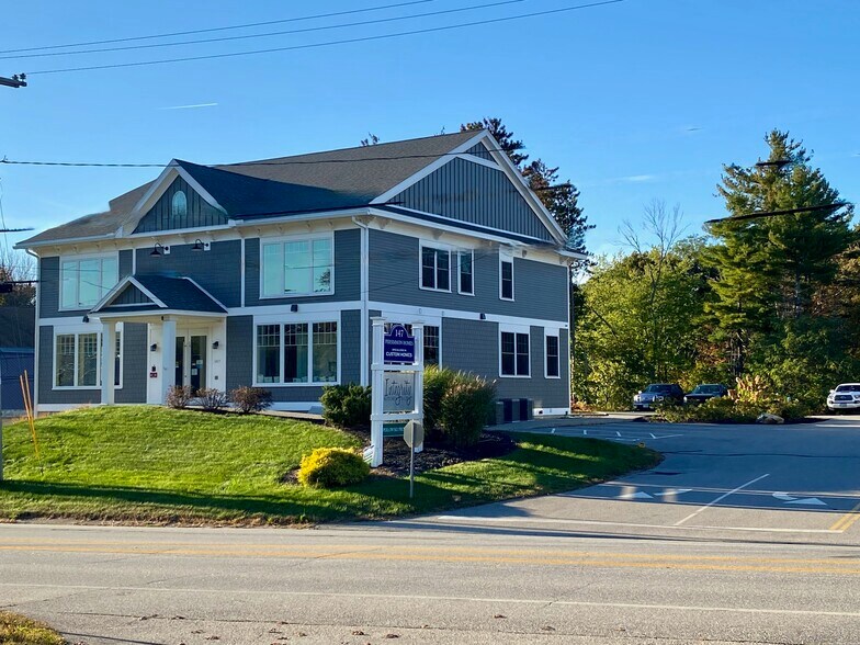 Primary Photo Of 147 Portsmouth Ave, Stratham Freestanding For Lease