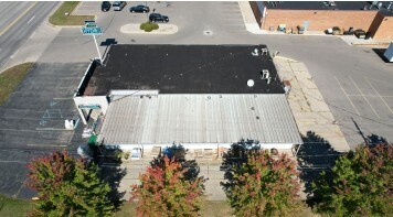 More Photos Of 1402 N Eaton St, Albion Freestanding For Sale