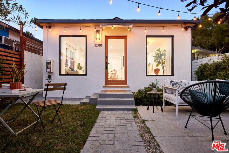 More Photos Of 2818 Abbot Kinney Blvd, Venice Apartments For Sale
